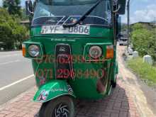 Bajaj 4 Stroke 2010 Three Wheel