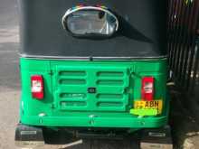 Bajaj 4 Stroke 2016 Three Wheel