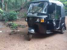 Bajaj 4 Stroke 2010 Three Wheel