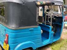 https://riyasewana.com/uploads/bajaj-4-stroke-1223543432.jpg