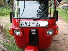 Bajaj 4 Stroke 2011 Three Wheel