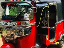 Bajaj 4 Stroke 2015 Three Wheel