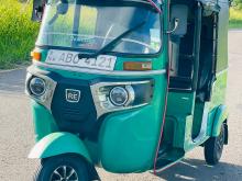 Bajaj 4 Stroke 2016 Three Wheel
