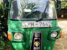Bajaj 4 Stroke 2010 Three Wheel