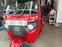 Bajaj 4 Stroke 2016 Three Wheel