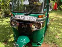 Bajaj 4 Stroke 2014 Three Wheel