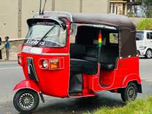 Bajaj 4 Stroke 2013 Three Wheel