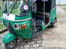 Bajaj 4 Stroke 2011 Three Wheel