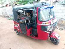 Bajaj 4 Stroke 2015 Three Wheel