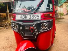 Bajaj 4 STROKE 2016 Three Wheel