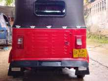 https://riyasewana.com/uploads/bajaj-4-stroke-141447084343.jpg