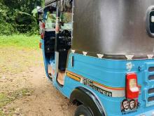 https://riyasewana.com/uploads/bajaj-4-stroke-1417192724312.jpg