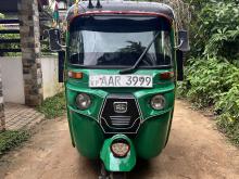 Bajaj 4 Stroke 2015 Three Wheel