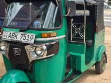 Bajaj 4 Stroke 2016 Three Wheel