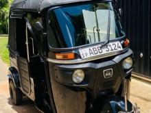 Bajaj 4 Stroke 2015 Three Wheel