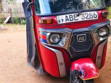 Bajaj 4 Stroke 2016 Three Wheel