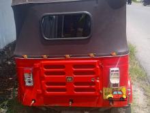 Bajaj 4 Stroke 2016 Three Wheel