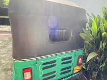 https://riyasewana.com/uploads/bajaj-4-stroke-1513510922463.jpg