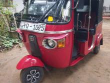 Bajaj 4 Stroke 2011 Three Wheel