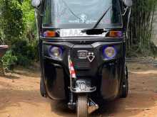 Bajaj 4 Stroke 2015 Three Wheel