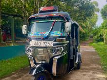 Bajaj 4 Stroke 2014 Three Wheel