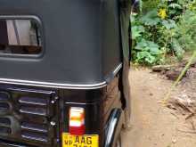 https://riyasewana.com/uploads/bajaj-4-stroke-16140052684.jpg