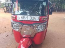 Bajaj 4 Stroke 2016 Three Wheel