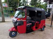 https://riyasewana.com/uploads/bajaj-4-stroke-16713504872.jpg