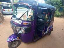 https://riyasewana.com/uploads/bajaj-4-stroke-171630544373.jpg