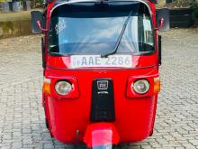Bajaj 4 Stroke 2012 Three Wheel