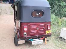 https://riyasewana.com/uploads/bajaj-4-stroke-1811341417973.jpg