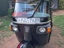 Bajaj 4 Stroke 2011 Three Wheel