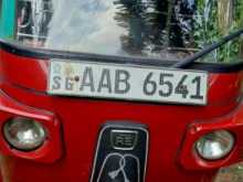 Bajaj 4 Stroke 2012 Three Wheel