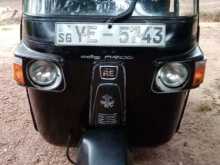 Bajaj 4 Stroke 2010 Three Wheel