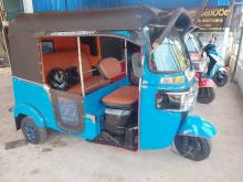Bajaj 4 Stroke 2015 Three Wheel