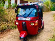 Bajaj 4 Stroke 2011 Three Wheel