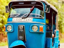 Bajaj 4 Stroke 2013 Three Wheel