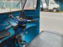 https://riyasewana.com/uploads/bajaj-4-stroke-190100583.jpg