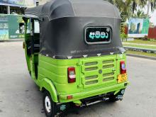 https://riyasewana.com/uploads/bajaj-4-stroke-19122624261.jpg