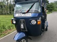 Bajaj 4 Stroke 2012 Three Wheel
