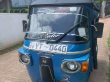 Bajaj 4 Stroke 2011 Three Wheel