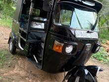 Bajaj 4 Stroke 2012 Three Wheel
