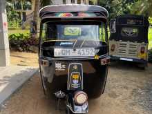 Bajaj 4 Stroke 2004 Three Wheel