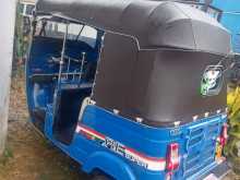 Bajaj 4 Stroke 2004 Three Wheel