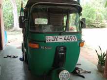 Bajaj 4 Stroke 2005 Three Wheel