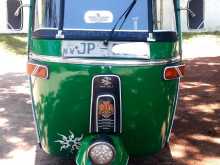 Bajaj 4 Stroke 2005 Three Wheel