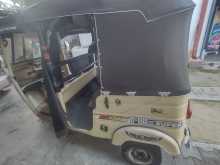 Bajaj 4 Stroke 2006 Three Wheel
