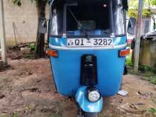 Bajaj 4 Stroke 2006 Three Wheel