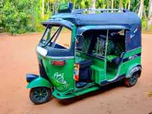 Bajaj 4 Stroke 2007 Three Wheel
