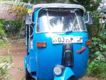 Bajaj 4 Stroke 2007 Three Wheel